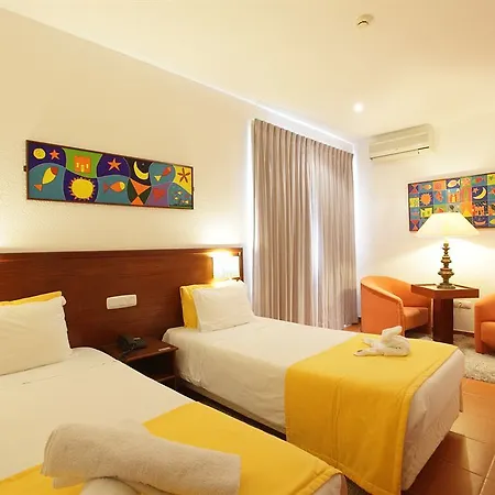 Residencial Mar E Sol 2* Кошта-да-Капарика