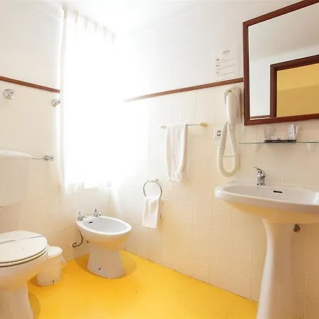 Residencial Mar E Sol 2* Costa da Caparica