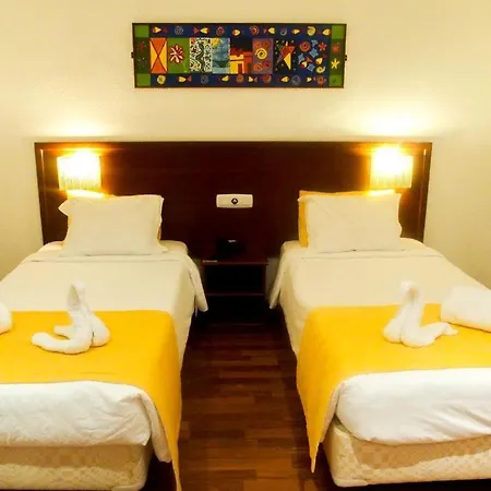 Hotel Residencial Mar E Sol 2*