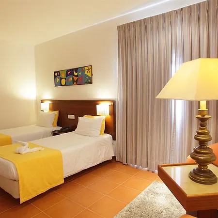 Residencial Mar E Sol 2* Costa de Caparica